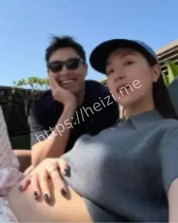 杨祐宁三胎出生